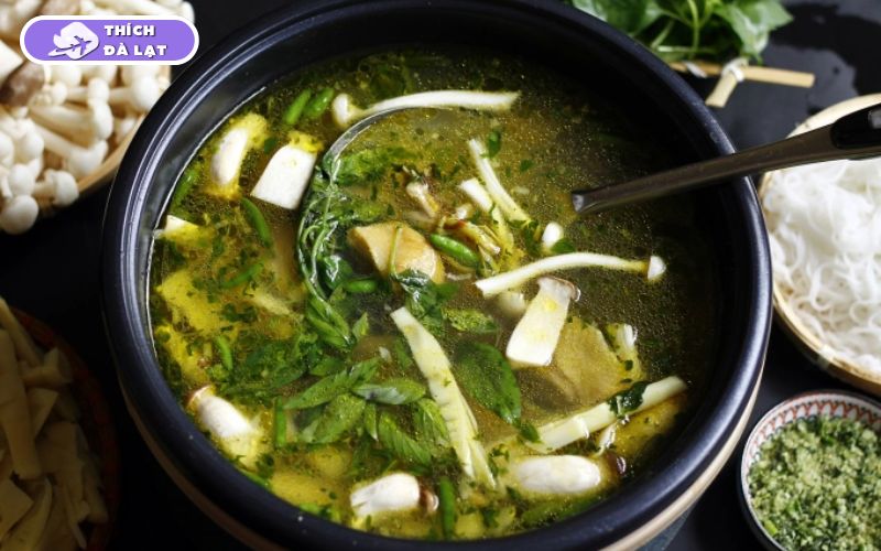 cách làm lẩu gà lá é đà lạt