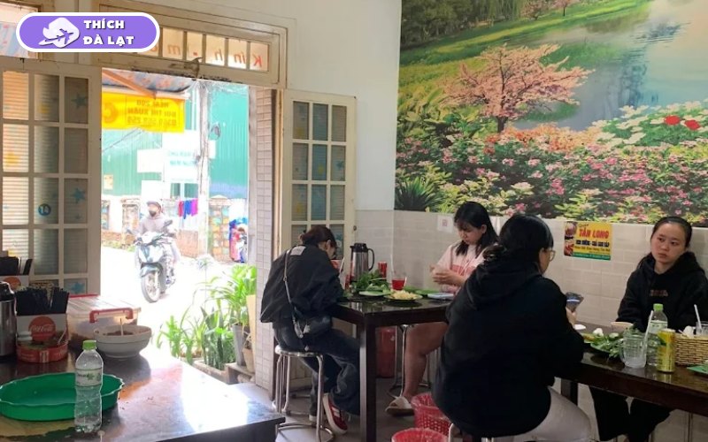nem nướng tân long