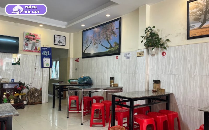 nem nướng hùng vân