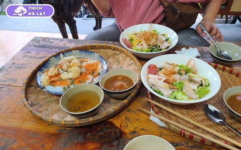 Review chi tiết về quán Bánh Bèo Nhà Ngói Đà Lạt mộc mạc, gần gũi 11 bánh bèo nhà ngói