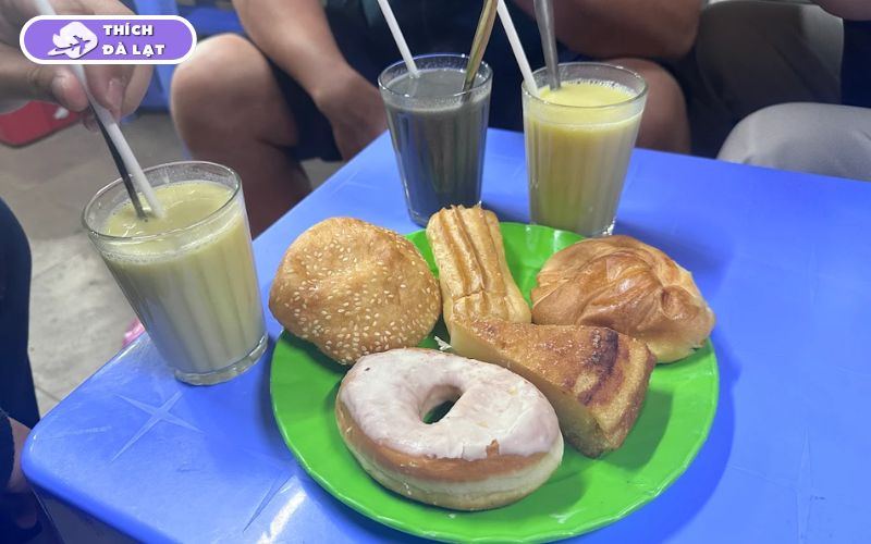 Review chi tiết về quán sữa đậu nành Dung Béo Đà Lạt nổi tiếng 9 sữa đậu nành dung béo