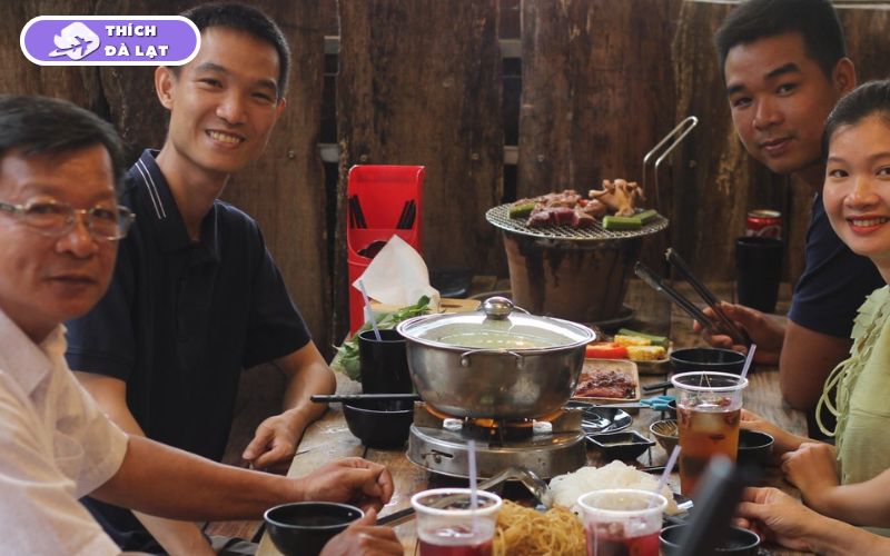 Review mới nhất về tiệm ăn Bên Ga Tàu Đà Lạt vibe mộc mạc 11 tiệm ăn bên ga tàu